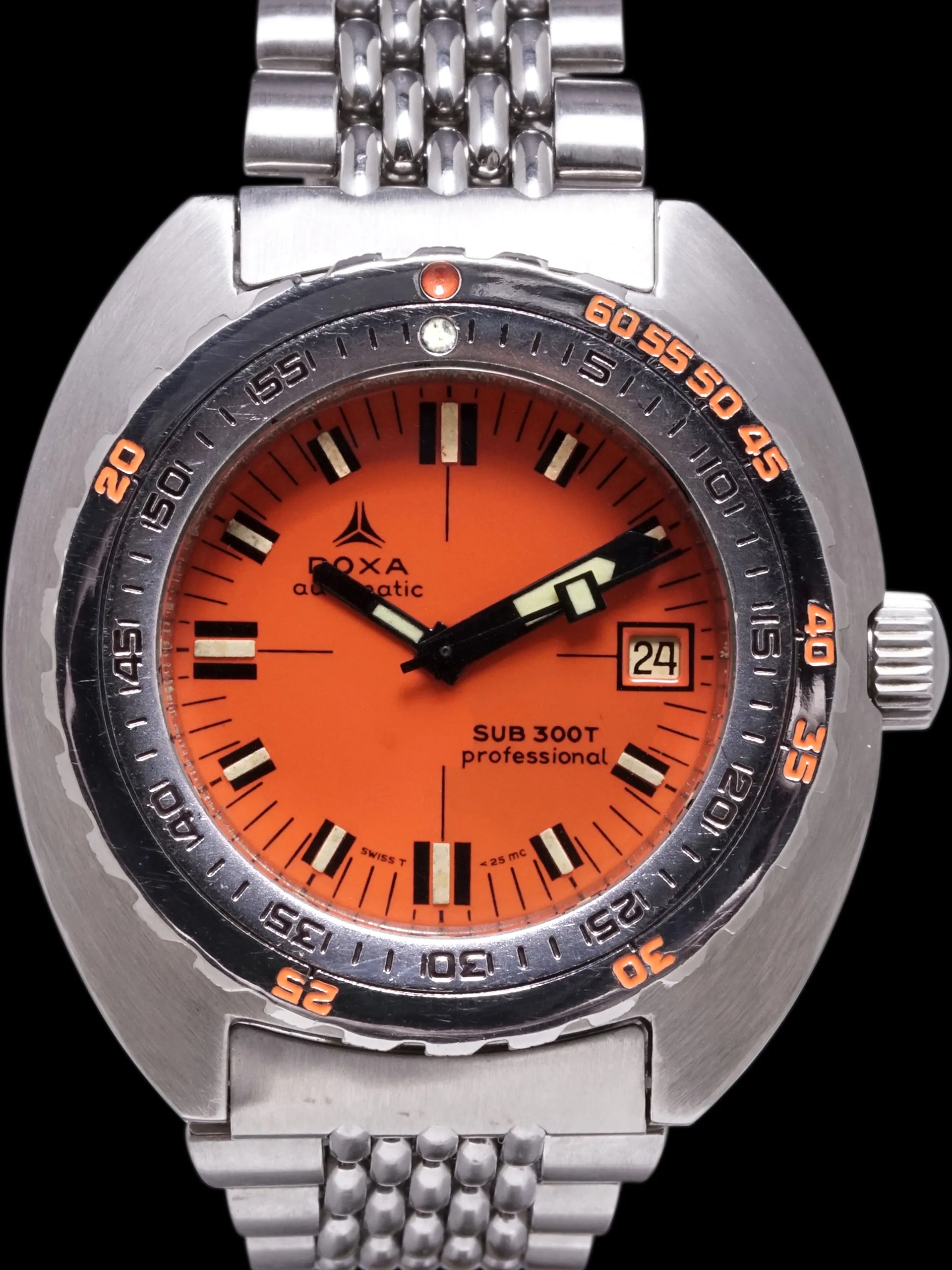 1970s DOXA Sub 300T Professional (Synchron Era)