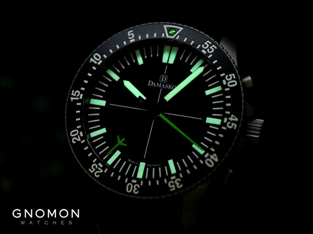 DC80 Green - Central Minutes Chrono